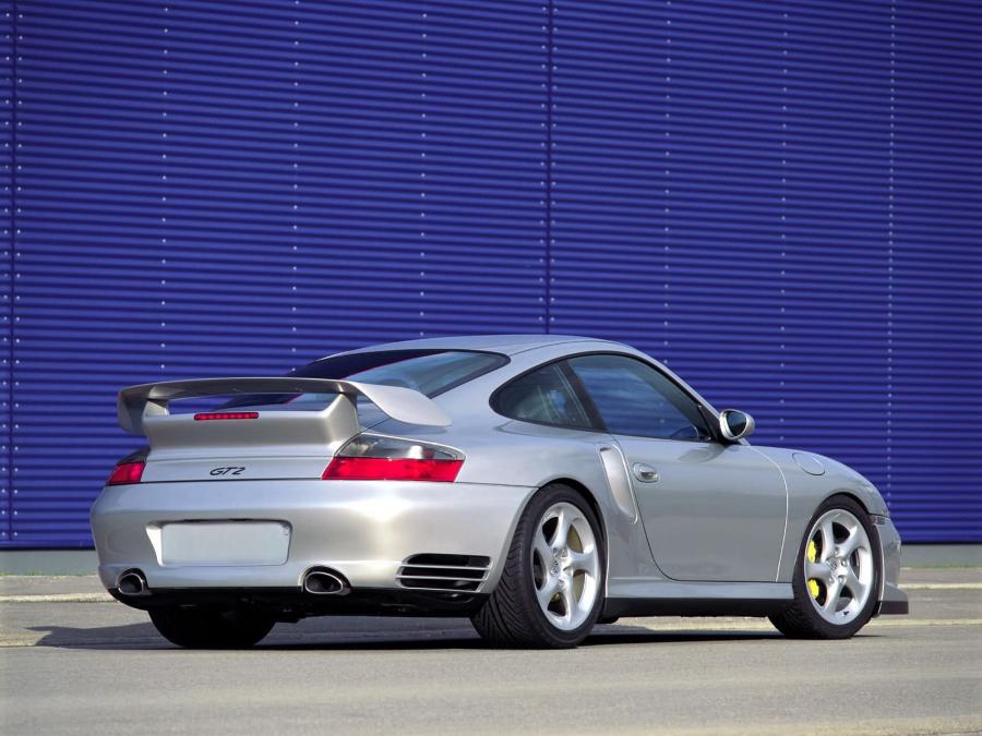  Porsche 911 GT2 2001 года  (фото 24 из 30)